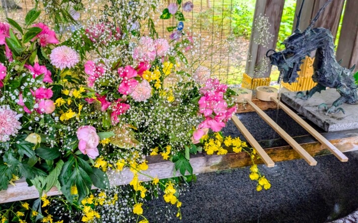 札幌護国神社の花手水