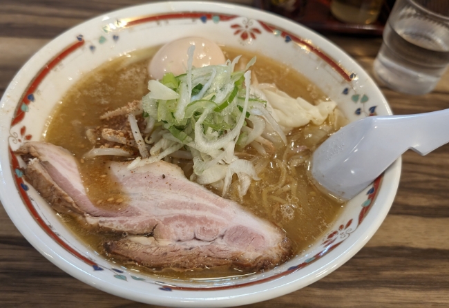 味噌らーめん専門店「狼スープ」