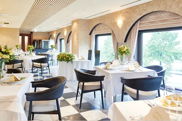 レストランウエディング