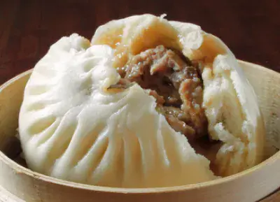 大きな肉まん（4個）