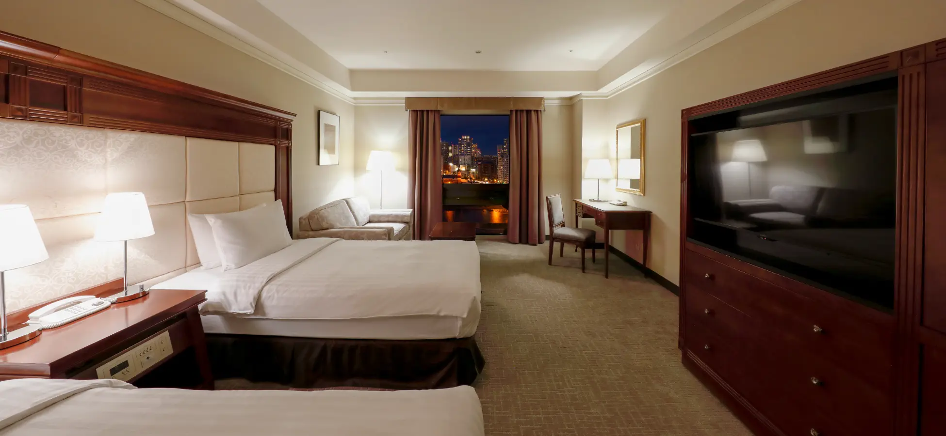 デラックスツインルーム（内観）