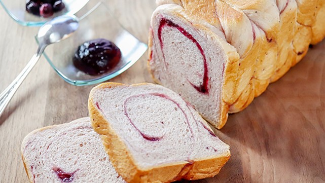 【2023年6月8日(木)】「エフエムおびひろ(JAGA)」にて「新発売のハスカップブレッド 椿」が紹介されました